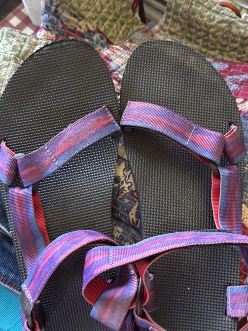 Casual Men’s Black Sandals with Purple-Pink Straps